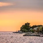 Lägenhet Small Stone House Luka Zadar