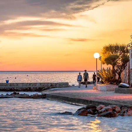 Small Stone House Luka Lejlighed Zadar