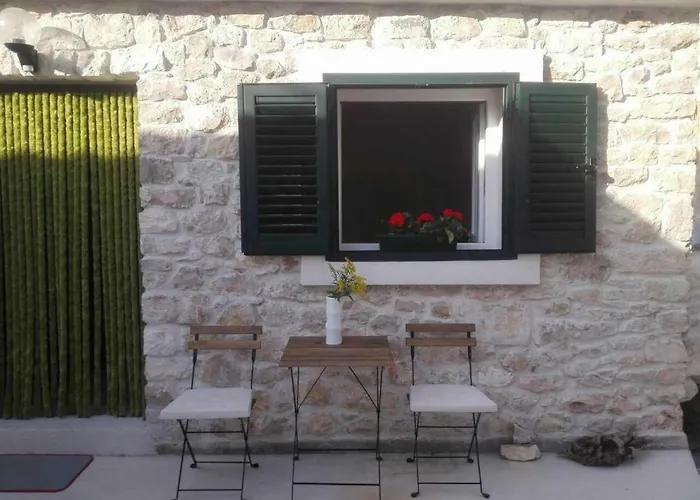 Small Stone House Luka Lejlighed Zadar