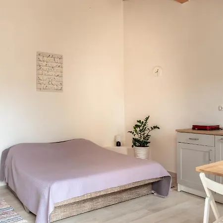 Small Stone House Luka * زادار